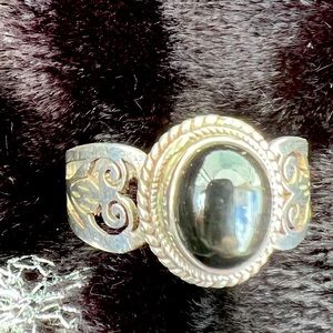 STERLING SILVER BLACK MOONSTONE RING